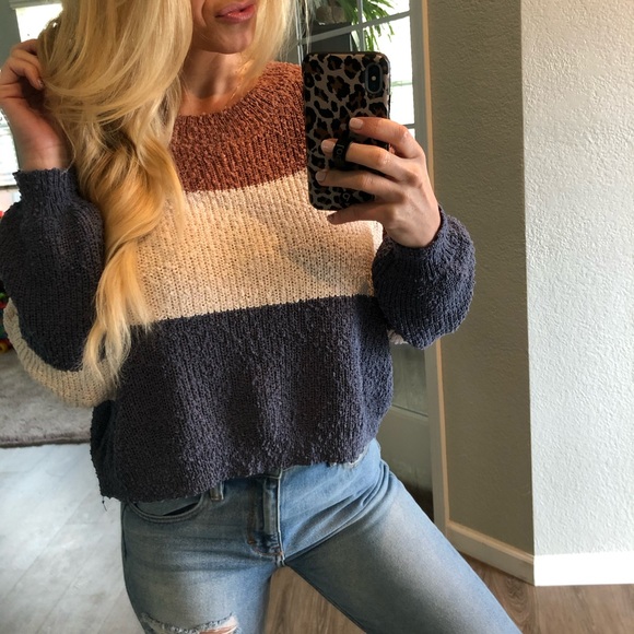 mrsperkins Tops - 🚫 SOLD OUT | Winter Stripes